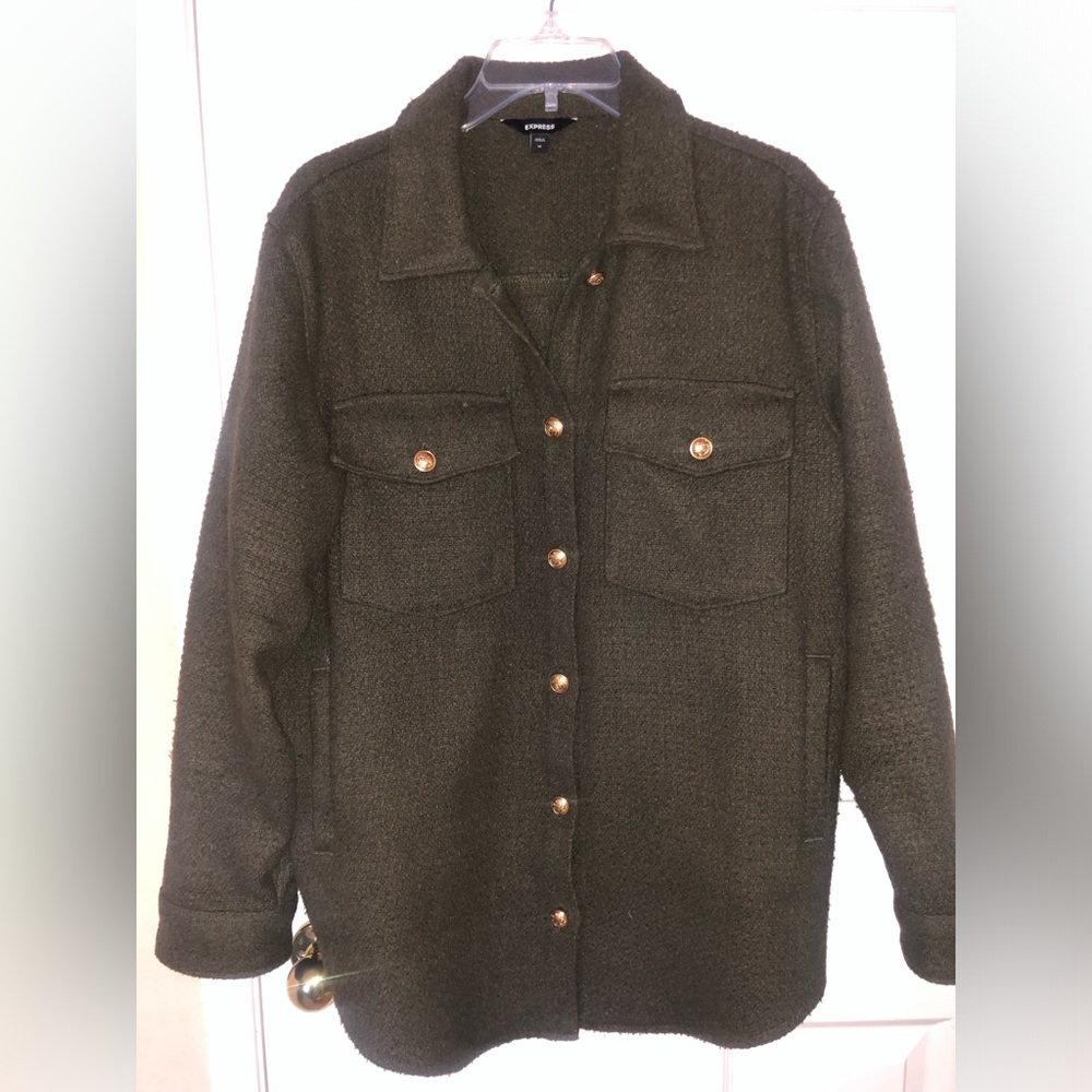Express button down top